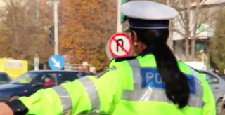 Ministrul Educaţiei a fost urmărit cu poliţia în trafic, iar şoferul acestuia nu a oprit la primul semnal al poliţiştilor