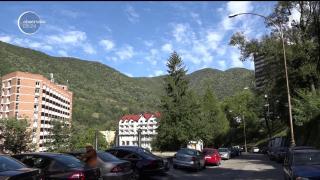 Brânduşele de toamnă ,,s-au dat în spectacol'' la Băile Herculane