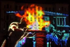 Proiecții fascinante pe Casa Poporului şi concert de excepţie al trupei Hurts. Peste 60.000 de oameni au venit în Piaţa Constituţiei