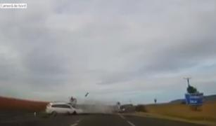 Au apărut imaginile accidentului din Vrancea. O mamă şi-a condus spre moarte soţul şi copilul (Video şocant)