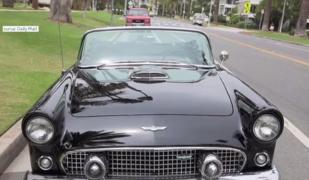 Un Ford care i-a aparținut divei Marilyn Monroe a fost scos la licitație