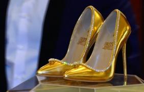 Românca Maria Majari este creatoarea celei mai scumpe perechi de pantofi din lume - 17 milioane de dolari