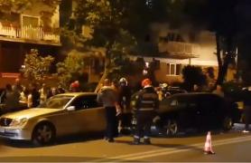 Ciocnire în lanț pe un bulevard intens circulat din Timişoara. Trei mașini s-au izbit după o frână bruscă