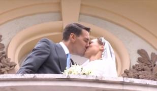 Nepotul Regelui Mihai s-a cununat în aplauzele mulţimii, dar fără Familia Regală alături