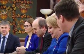 Guvernul României, ameninţat de şefii UE. Frans Timmermans s-a arătat îngrijorat de soarta lui Augustin Lazăr