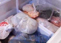 Statul îi cheamă pe ţărani la analize gratuite pentru porcii din congelator