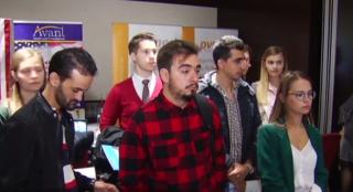 La fiecare şase ore un medic român pleacă în străinătate. Salariile din Vest ajung până la 10.000 de euro