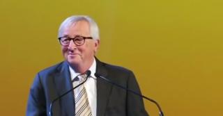 Jean-Claude Juncker s-a apucat de dansat înaintea unui discurs