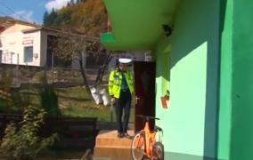 Bărbatul din Argeş acuzat că timp de şase ani şi-a torturat iubita, reţinut de poliţişti