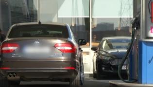 Carburanţi cu noi denumiri şi preţuri din ce în ce mai mari, la pompă