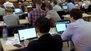 Ofertele de Black Friday sau din apropierea sărbătorilor de iarnă aduc cu ele şi conturi golite de hackeri, care clonează paginile marilor magazine