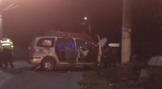 Plan roşu de intervenţie, pe o şosea din Vaslui, după un grav accident. Opt oameni au fost răniţi
