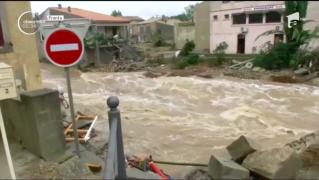 Alerta roşie se menţine în sudul Franţei. Cel puţin 11 persoane şi-au pierdut viaţa în urma inundaţiilor