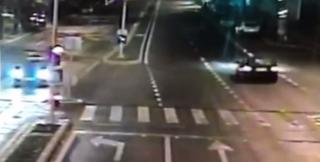 Fiul lui Miron Cozma s-a urcat băut la volan şi a ajuns cu maşina într-un stâlp de pe marginea drumului