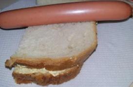 Pacienţii preferă covrigi cu iaurt de la chioşcul de peste stradă, decât mâncarea din spitale