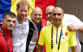 Momente emoţionante la Sydney. Eroii României, încurajați de Prințul Harry la Jocurile Invictus