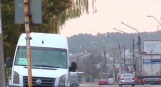 Şoferul unui microbuz din Pitești a fost prins beat la volan, cu mașina plină de oameni