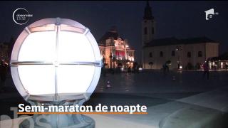 Zeci de oameni au alergat la lumina becurilor stradale, în Oradea