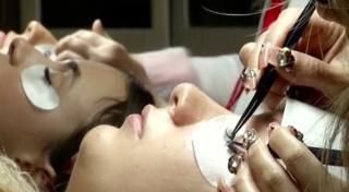 Cele mai noi tendințe de la Campionatul Internaţional de Extensii de Gene