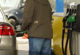 Noi scumpiri de la 1 ianuarie 2019. Ministerul Finanţelor creşte acciza la carburanţi, ţigări şi alcool