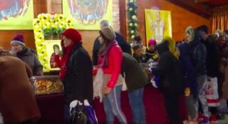 Mii de pelerini la sărbătoarea Sfântului Dimitrie cel Nou, ocrotitorul Bucureştilor