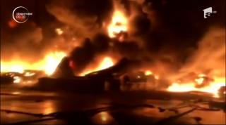 Incendiu masiv la un depozit de petrol din China. Peste 500 de pompieri cu 70 de autospeciale s-au luptat cu flăcările
