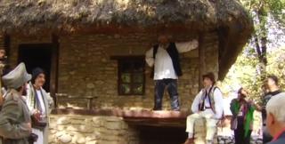 Personaje de poveste, precum Păcală şi Dănilă Prepeleac, şi-au dat întâlnire cu bucureştenii