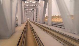 Pe căile ferate din România avem viteză doar la cheltuit bani