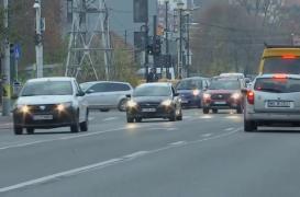 S-a întors roata! Au crescut tarifele RCA pentru motoarele mici şi şoferii de peste 30 de ani