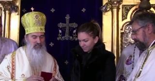 Simona Halep a primit cu ochii în lacrimi Crucea Sfantului Apostol Andrei, de la Arhiepiscopul Tomisului