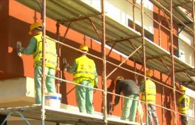 Zugravii din România, tot mai puţini şi mai pretenţioşi. Criză fără precedent pe piaţa forţei de muncă