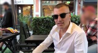 Tânărul din Brăila care a intrat intenţionat cu maşina în mulţime a fost reţinut. Procurorii cer arestarea lui preventivă