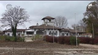 Vândut la preţ de apartament, castelul Reginei Maria din Mamaia a ajuns o ruină. Ministerul Culturii a cerut anularea contractului
