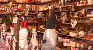 Cadourile handmade, tot mai apreciate de români. O păpușă ajunge la 400 de lei