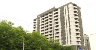 Românii se grăbesc să îşi cumpere o casă. De anul viitor, le va fi mai greu din cauza limitelor impuse de Banca Naţională