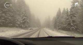 Prima zăpadă, cozi la vulcanizări. Cei mai mulţi şoferi şi-au schimbat deja cauciucurile