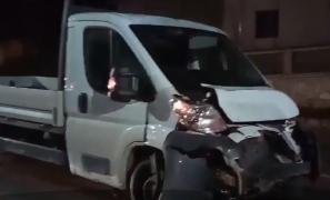 Carambol pe o şosea, în Dâmboviţa, din cauza unui câine. Doi oameni au ajuns la spital