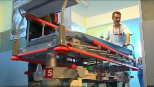 Medicii din Timișoara improvizează pentru a salva asistenta medicală din Argeș, cu arsuri grave