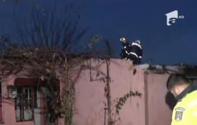 O fetiță de 2 ani și o femeie au murit în incendiul care le-a distrus casa, în Cernica