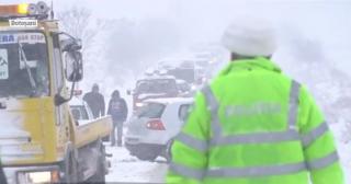 Compania Naţională de Drumuri, amendată după prima ninsoare serioasă