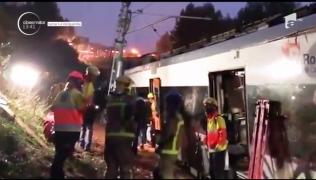 Un mort și 44 de răniți, după ce un tren a deraiat în apropiere de Barcelona