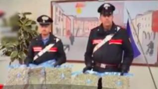 Carabinierii au confiscat 1 milion de euro de la un cuplu de traficanţi de droguri români