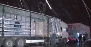 Captură record în Vama Siret! Un milion de pachete cu ţigări, descoperite de poliţiştii de frontieră