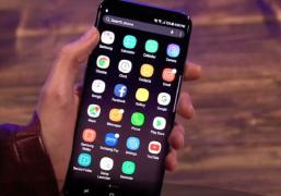 Tehnologia ne fură somnul. Tot mai mulţi români se plâng că au probleme din cauza gadgeturilor folosite înainte de culcare