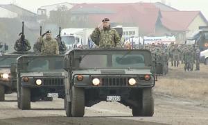 Antrenamente în noroi pentru parada de 1 Decembrie