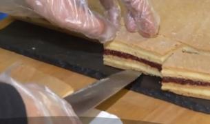 Afaceri cu "gusturi de odinioară". Profit din prăjiturile bunicii sau mezelurile afumate cu lemn de fag