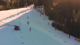 A început sezonul de schi 2018 - 2019. Prima a fost pârtia de la Azuga