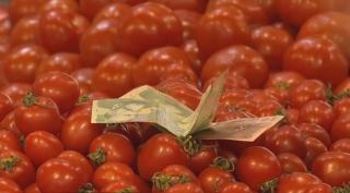 Fructele și legumele proaspete pot fi un pericol din cauza pesticidelor în exces