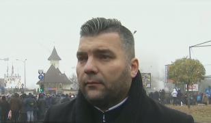 Fostul preot care și-a dat foc în fața Catedralei Naționale încearcă de 3 ani să-și dovedească nevinovăția