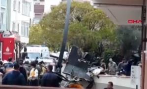 Elicopter militar prăbuşit în Istanbul, după ce a lovit acoperişul unei clădiri de patru etaje